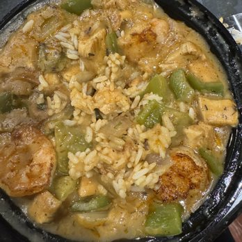 Ridiculous Eatz Black Owned - I didn't like the Chicken and Shrimp Gumbo. Super thick, not like a gumbo, more like a gravy. Didn't care for the cubed chicken in it. - Comfort Food Near Me - Columbus, Ohio Ridiculous Eatz Black Owned - I didn't like the Chicken and Shrimp Gumbo. Super thick, not like a gumbo, more like a gravy. Didn't care for the cubed chicken in it. - Comfort Food Near Me - Columbus, Ohio