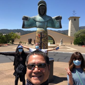 Robert Mondavi Winery - Just a bunch of wino's - Wineries Near Me - Oakville, California