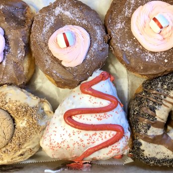 Hi-Five Doughnuts - Chocolate Peppermint, Gingerbread, Christmas tree, Cookies & Cream - Donuts Near Me - Louisville, Kentucky Hi-Five Doughnuts - Chocolate Peppermint, Gingerbread, Christmas tree, Cookies & Cream - Donuts Near Me - Louisville, Kentucky
