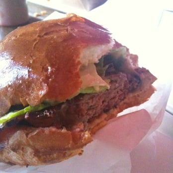 25 Degrees - Biting into my hot juicy burger - Burgers Near Me - Los Angeles, California 25 Degrees - Biting into my hot juicy burger - Burgers Near Me - Los Angeles, California