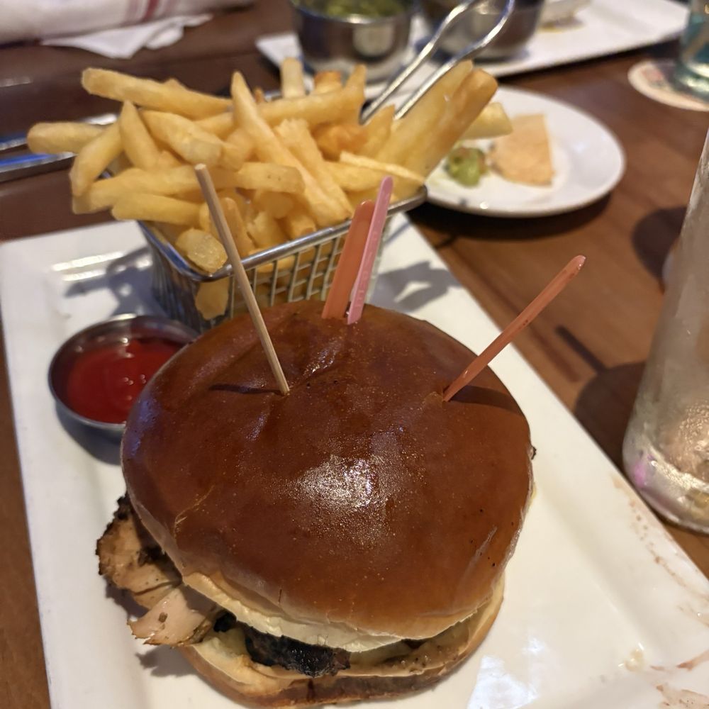 Paradiso 37 - Grilled Chicken Sandwich - Latin American Near Me - Orlando, Florida