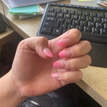US Nails - Over two weeks later and still looking good! - Nail Salons Near Me - Winchester, Virginia US Nails - Over two weeks later and still looking good! - Nail Salons Near Me - Winchester, Virginia