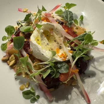Monarque - Brasseries Near Me - Montreal, Quebec