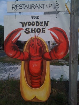 The Wooden Shoe by null