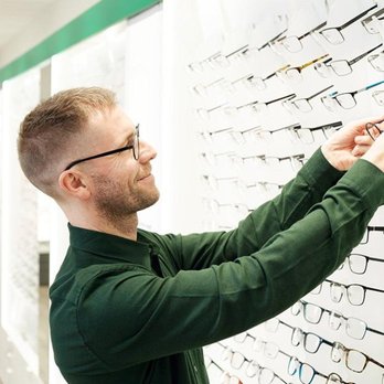 Specsavers - Optometrists Near Me - Partille, O