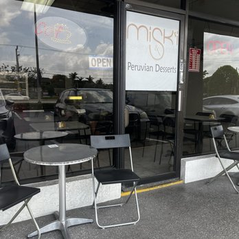 Miski Bakery & Cafe - Outside view - Desserts Near Me - Davie, Florida Miski Bakery & Cafe - Outside view - Desserts Near Me - Davie, Florida
