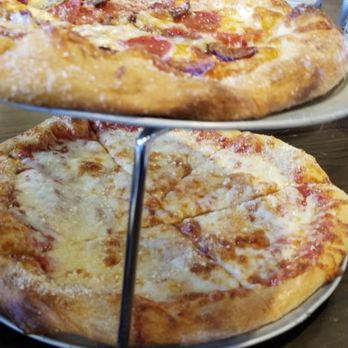 Mellow Mushroom Pooler - Cheese pizza - Pizza Near Me - Pooler, Georgia