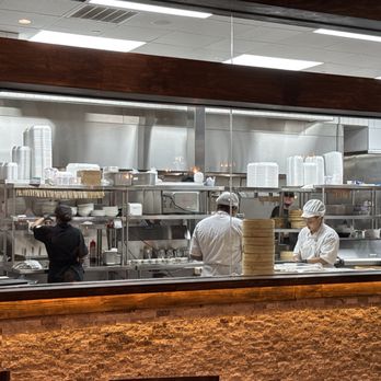 Wu Wei Din Chinese Cuisine - I love that their kitchen is open to view and everything is so clean! - Taiwanese Near Me - Plano, Texas Wu Wei Din Chinese Cuisine - I love that their kitchen is open to view and everything is so clean! - Taiwanese Near Me - Plano, Texas