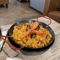 Cali Viejo Restaurant - Paella