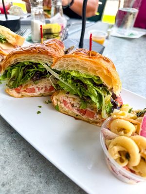 Beaufort Grocery by null