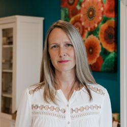 Inner Strength Acupuncture and Health - AYSHA NUTTALL, RAc, INHC