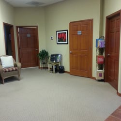 Monroe Medical Massage - Continued view to the right of the entrance.