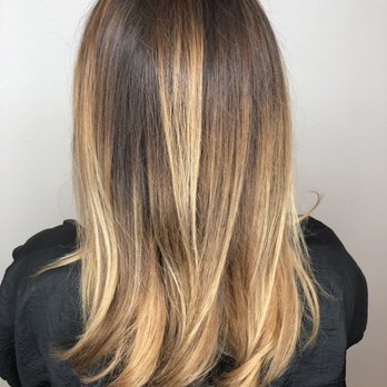 Hair by Kelley-Dee - Balayage Blonde - Hair Stylists Near Me - Dallas, Texas Hair by Kelley-Dee - Balayage Blonde - Hair Stylists Near Me - Dallas, Texas