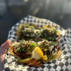 Tacos El Charro - Best street fighter who's made fresh!
