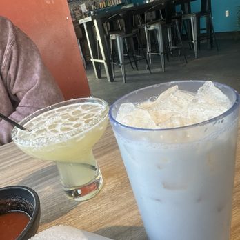 La Baja Cocina Mexicana - Margarita and Horchata - Mexican Near Me - Des Moines, Iowa La Baja Cocina Mexicana - Margarita and Horchata - Mexican Near Me - Des Moines, Iowa