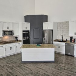 Bunkhouse Lodge - Bunkhouse Lodge kitchen