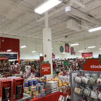 TJ Maxx - Department Stores Near Me - Hilo, Hawaii