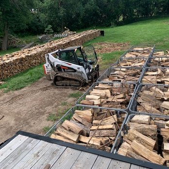Heacock Hardwoods - Loading out firewood orders - Firewood Near Me - Bellevue, Nebraska