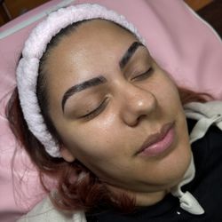 Bare Wax Bar - Brow lamination and tint
