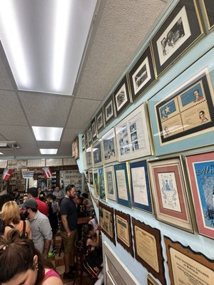 Heladería Lares by null