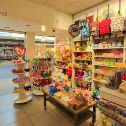T&Z toys - Interior
