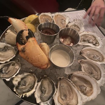 Neptune Oyster - Seafood Near Me - Boston, Massachusetts
