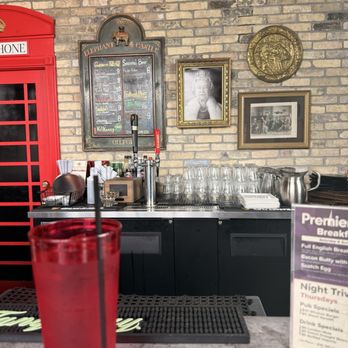 Fenwick’s Pub and Patio - Inside - Pubs Near Me - Mequon, Wisconsin Fenwick’s Pub and Patio - Inside - Pubs Near Me - Mequon, Wisconsin