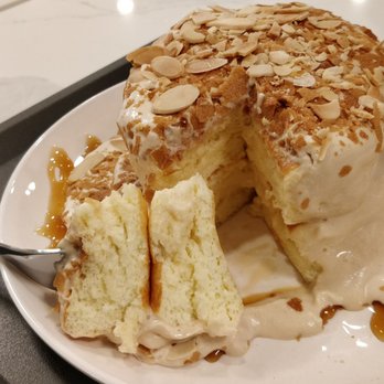 Azure Play Cafe - Desserts Near Me - Richmond, British Columbia