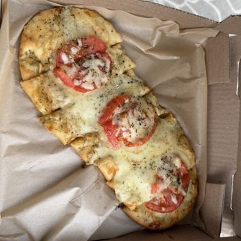Rusty Gold Brewing - White pizza flatbread - Breweries Near Me - Canonsburg, Pennsylvania