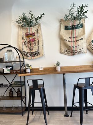 Almond & Oat Coffee Bar by null