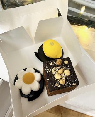 Lakon Paris Patisserie by null