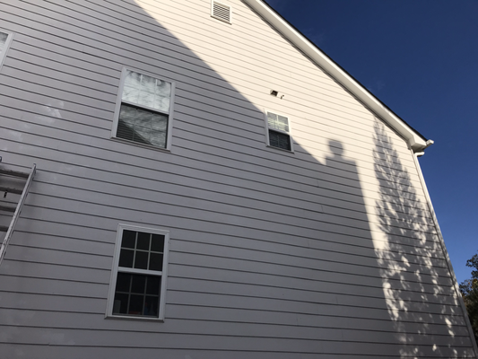 U Home Solutions Logo