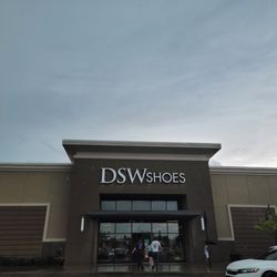 DSW Designer Shoe Warehouse