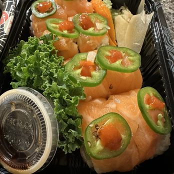 Sushi Man Japanese Restaurant - Party Tray(14 Rolls)- heat roll - Japanese Near Me - Middletown, Connecticut