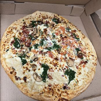 Papa Rocco's - Signature Spinach Alfredo pizza, delicious! - Bars Near Me - Gulf Shores, Alabama Papa Rocco's - Signature Spinach Alfredo pizza, delicious! - Bars Near Me - Gulf Shores, Alabama