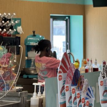 Bahama Buck's - Katy - One employee - Desserts Near Me - Katy, Texas Bahama Buck's - Katy - One employee - Desserts Near Me - Katy, Texas
