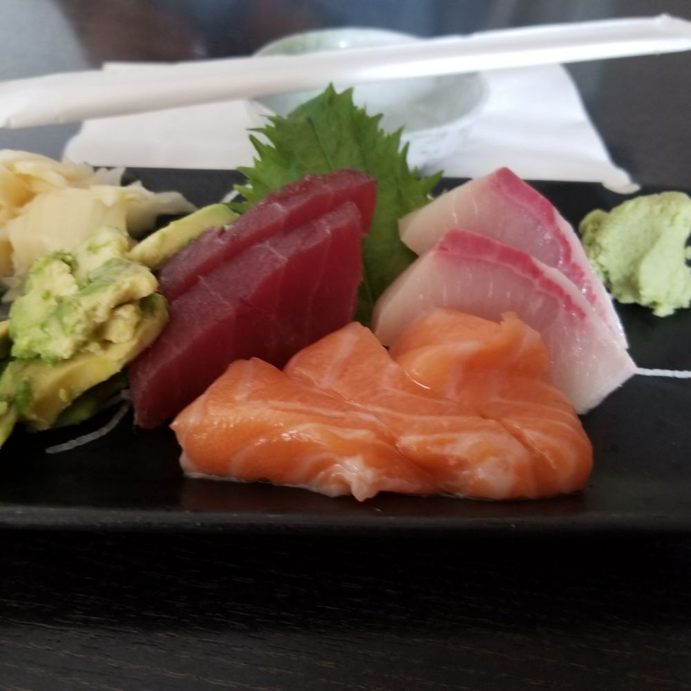 Ikoi Sushi - Mini sashimi (typo on the menu). It's not served this way, I added the avocado from another dish. It was delicious. - Sushi Bars Near Me - San Rafael, California Ikoi Sushi - Mini sashimi (typo on the menu). It's not served this way, I added the avocado from another dish. It was delicious. - Sushi Bars Near Me - San Rafael, California