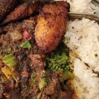 Red Rooster Overtown - Oxtails - Cocktail Bars Near Me - Miami, Florida