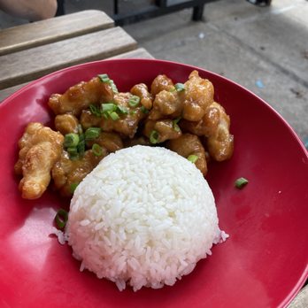 LOTUS CHINESE - Orange chicken with white rice. The rice was fairly overcooked. - Asian Fusion Near Me - Austin, Texas LOTUS CHINESE - Orange chicken with white rice. The rice was fairly overcooked. - Asian Fusion Near Me - Austin, Texas