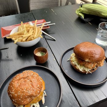 Roister - Burger and chicken sandwich - New American Near Me - Chicago, Illinois Roister - Burger and chicken sandwich - New American Near Me - Chicago, Illinois
