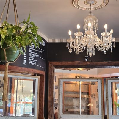 Laverne's Eatery by null