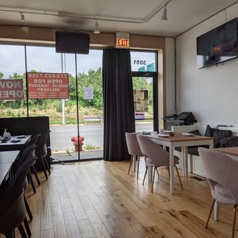 Alynia Zushi - Interior - Sushi Bars Near Me - Chicago, Illinois Alynia Zushi - Interior - Sushi Bars Near Me - Chicago, Illinois