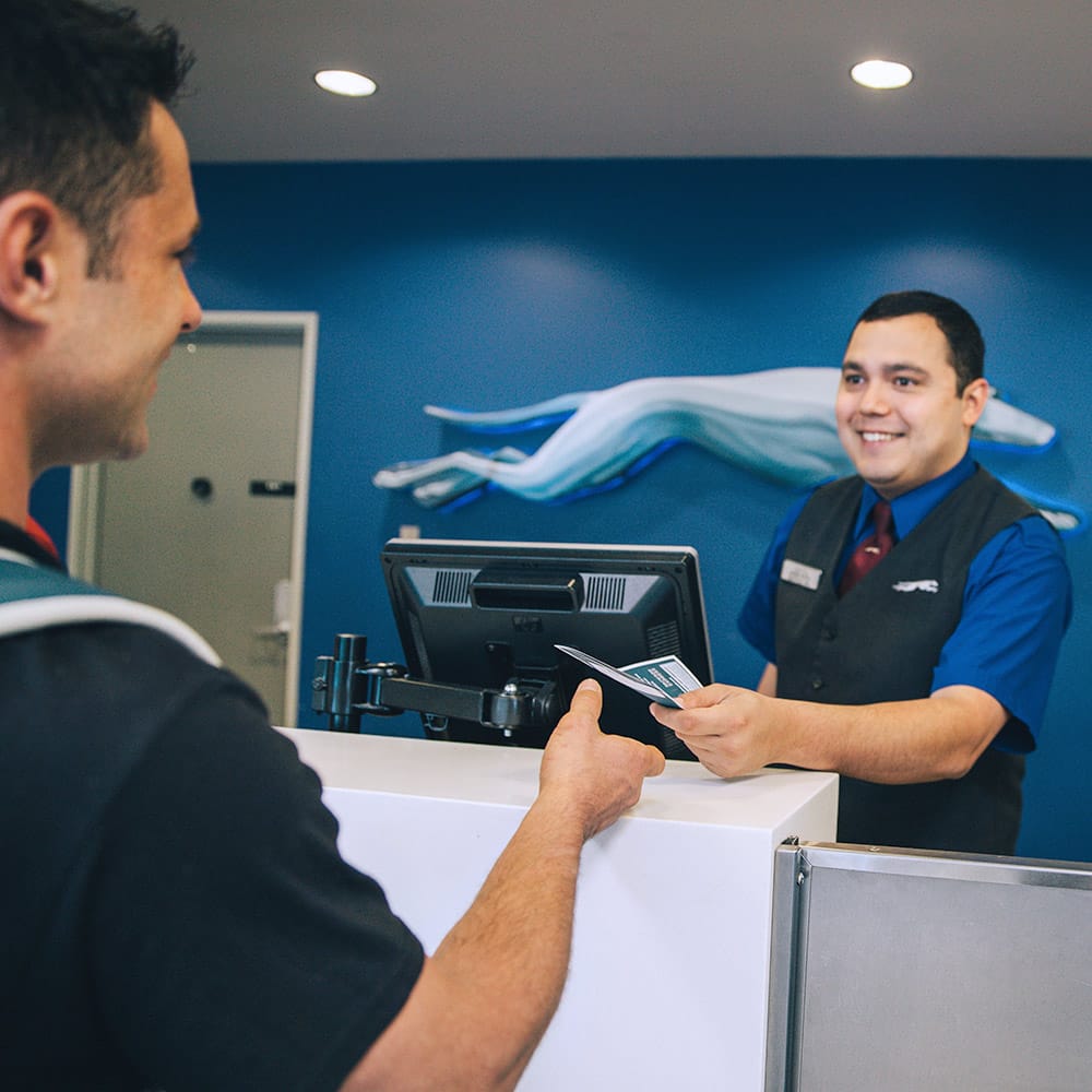 GREYHOUND BUS LINES Updated October 2024 36 Photos & 109 Reviews