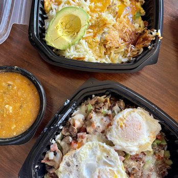 Sam's No 3 - Kitchen Sink Skillet and Avalanche Omelet - Breakfast & Brunch Near Me - Denver, Colorado Sam's No 3 - Kitchen Sink Skillet and Avalanche Omelet - Breakfast & Brunch Near Me - Denver, Colorado