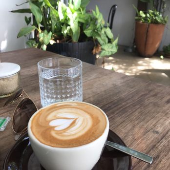 Black Oak Restaurant - Breakfast & Brunch Near Me - Casuarina, NSW