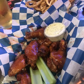 DJ's Famous Wings - American Near Me - Falmouth, Massachusetts