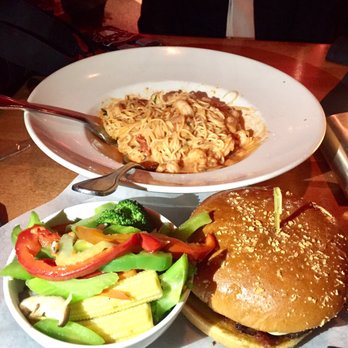 Yard House - New American Near Me - Irvine, California