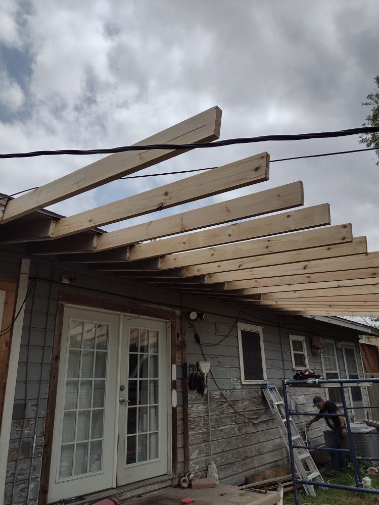 Slide of Universal Tech Service