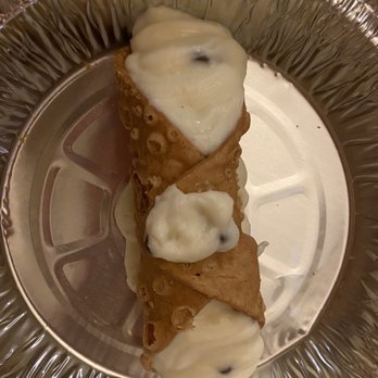 Napolis Italian Pizza & Restaurant - Cannoli - Pizza Near Me - Wylie, Texas