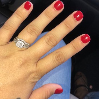 Diamond Nails & Spa - Nail Salons Near Me - Williston, North Dakota